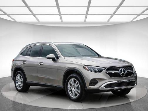 Mojave Silver Metallic 2023 Mercedes-Benz GLC 300 Base 4MATIC