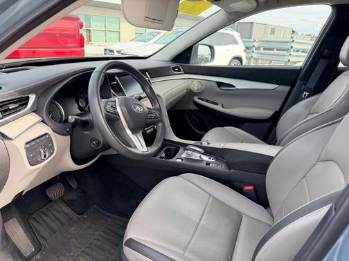 2023 INFINITI QX50 SENSORY