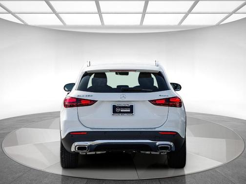 2025 Mercedes-Benz GLA 250 Base 4MATIC