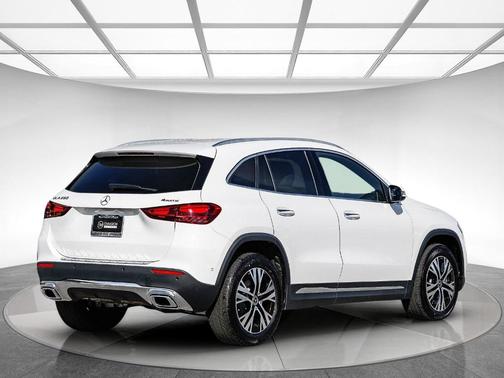 2025 Mercedes-Benz GLA 250 Base 4MATIC