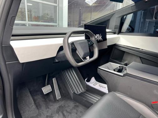 2024 Tesla Cybertruck Base