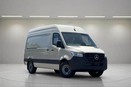 2025 Mercedes-Benz Sprinter 2500 Standard Roof