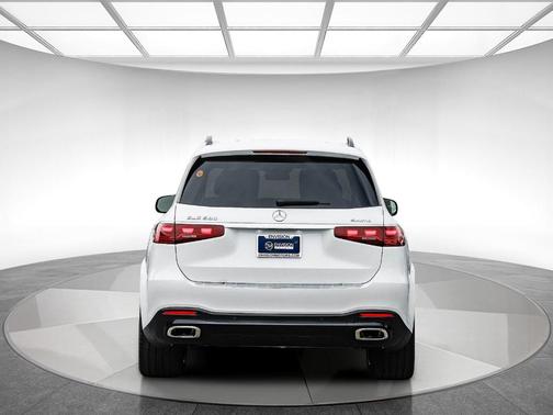 2026 Mercedes-Benz GLS 580 Base 4MATIC