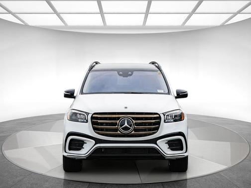 2026 Mercedes-Benz GLS 580 Base 4MATIC