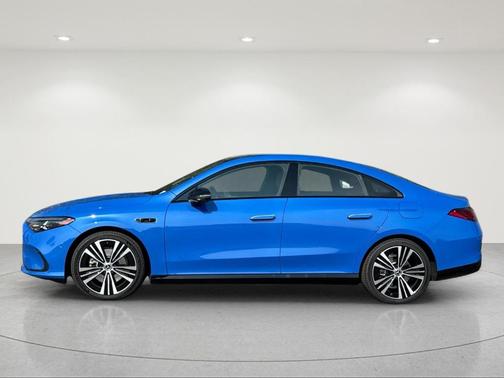 Sky 2027 Mercedes-Benz CLA 220 Hybrid CLA 220