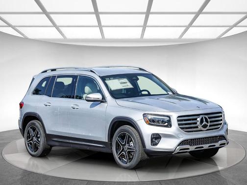 Silver Metallic 2026 Mercedes-Benz GLB 250 Base