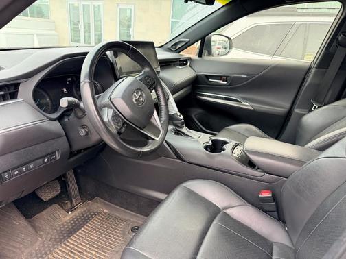 2022 Toyota Venza Limited