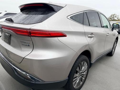 2022 Toyota Venza Limited