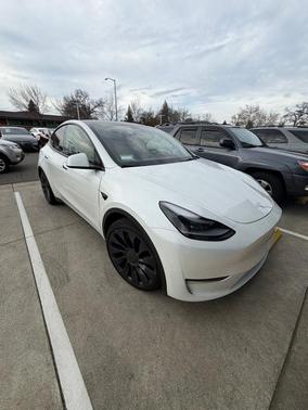 2022 Tesla Model Y Performance