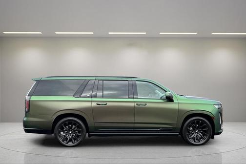 2023 Cadillac Escalade ESV Sport Platinum