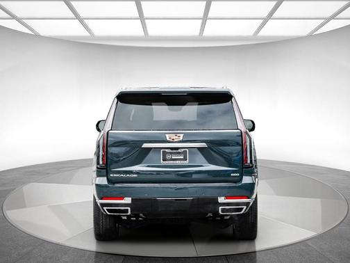 2025 Cadillac Escalade ESV Premium Luxury