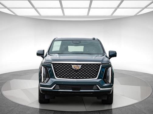 2025 Cadillac Escalade ESV Premium Luxury