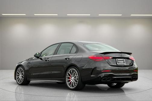 2025 Mercedes-Benz AMG C 63 S E Performance