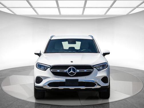Polar White 2025 Mercedes-Benz GLC 350e Base 4MATIC
