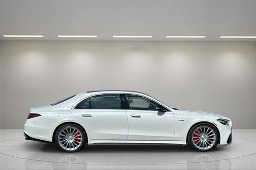 2026 Mercedes-Benz AMG S 63 E Base