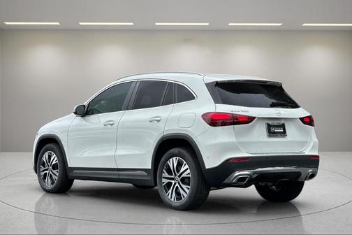 2025 Mercedes-Benz GLA 250 Base