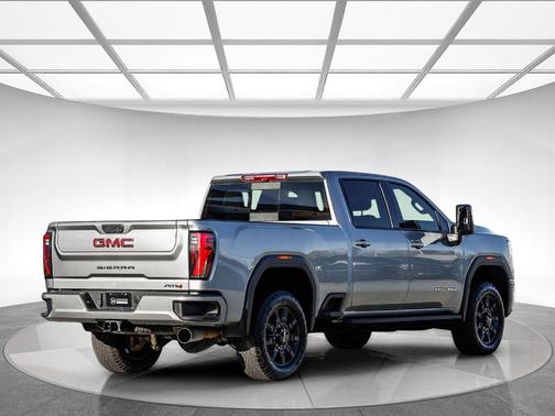 2024 GMC Sierra 2500 AT4