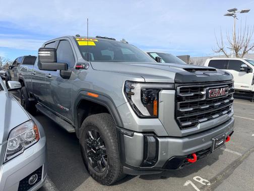 2024 GMC Sierra 2500 AT4