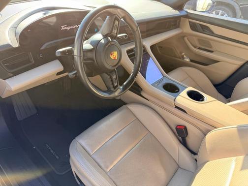 2021 Porsche Taycan Base