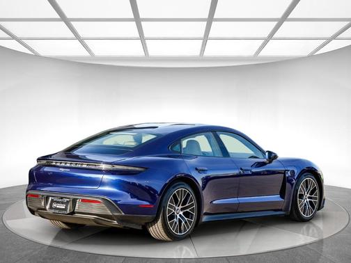 2021 Porsche Taycan Base