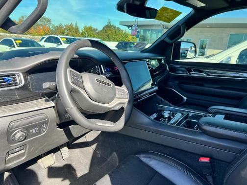 2022 Jeep Wagoneer Series II