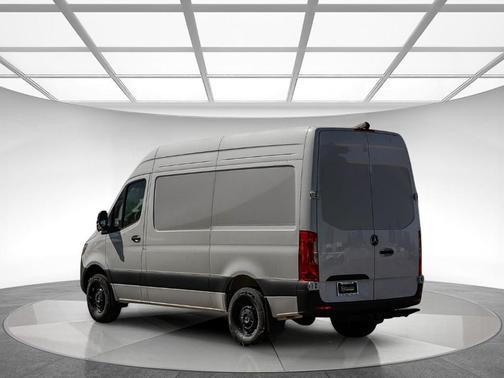 2025 Mercedes-Benz Sprinter 2500 Standard Roof