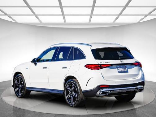 2025 Mercedes-Benz GLC 350e Base 4MATIC