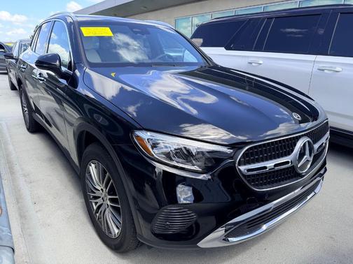 Black 2024 Mercedes-Benz GLC 300 Base 4MATIC
