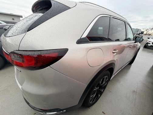2024 Mazda CX-90 PHEV Premium Plus