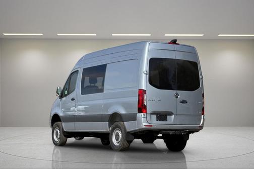 2025 Mercedes-Benz Sprinter 2500 Standard Roof