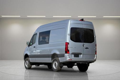 2025 Mercedes-Benz Sprinter 2500 Standard Roof