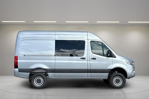 2025 Mercedes-Benz Sprinter 2500 Standard Roof