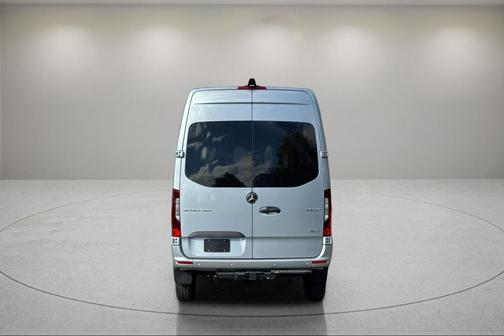 2025 Mercedes-Benz Sprinter 2500 Standard Roof
