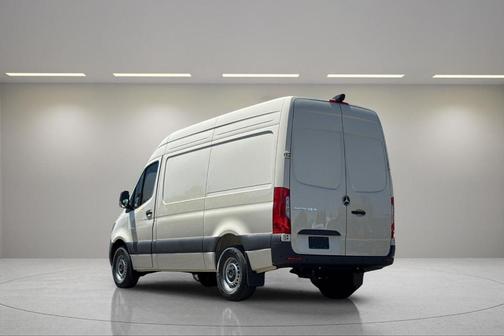 2025 Mercedes-Benz Sprinter 2500 Standard Roof