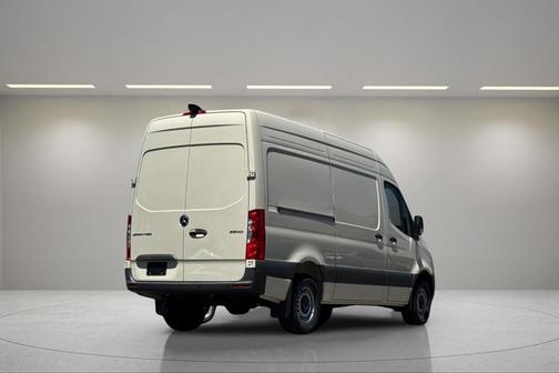 2025 Mercedes-Benz Sprinter 2500 Standard Roof
