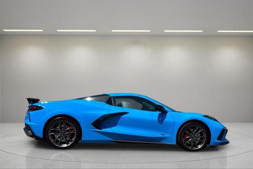 2025 Chevrolet Corvette Stingray w/3LT