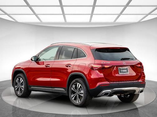 2026 Mercedes-Benz GLA 250 Base 4MATIC