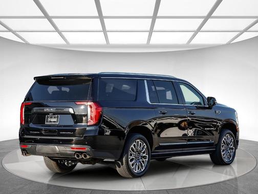 2024 GMC Yukon XL Denali Ultimate