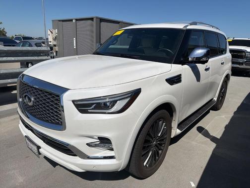 Moonstone White 2023 INFINITI QX80 SENSORY