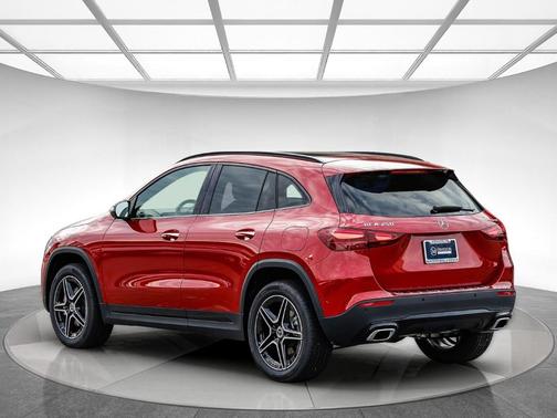2026 Mercedes-Benz GLA 250 Base 4MATIC