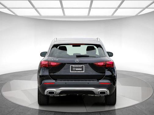 2025 Mercedes-Benz GLA 250 Base