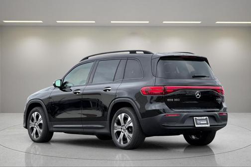 2025 Mercedes-Benz EQB 350 Base 4MATIC