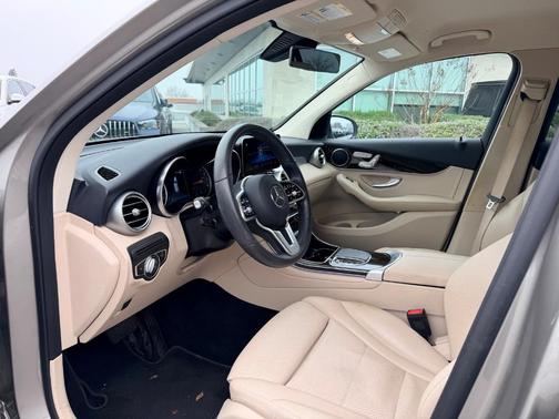 2021 Mercedes-Benz GLC 300 Base 4MATIC
