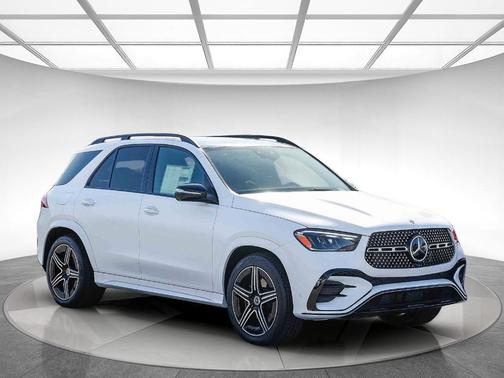 Moon 2026 Mercedes-Benz GLE 450 4MATIC
