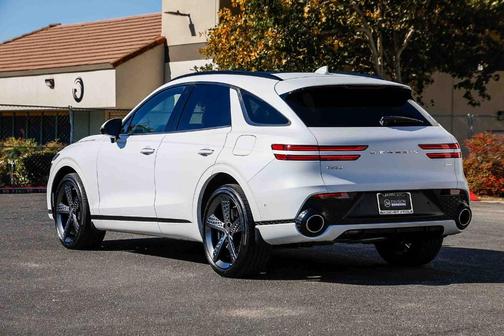 2024 Genesis GV70 2.5T