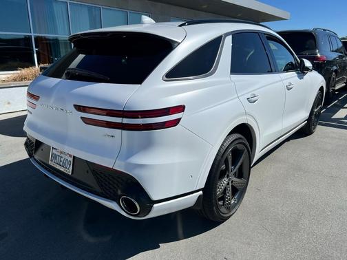 2024 Genesis GV70 2.5T