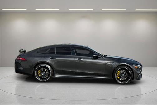 2021 Mercedes-Benz AMG GT 63 