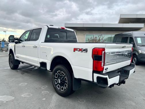 2024 Ford F-350 Platinum
