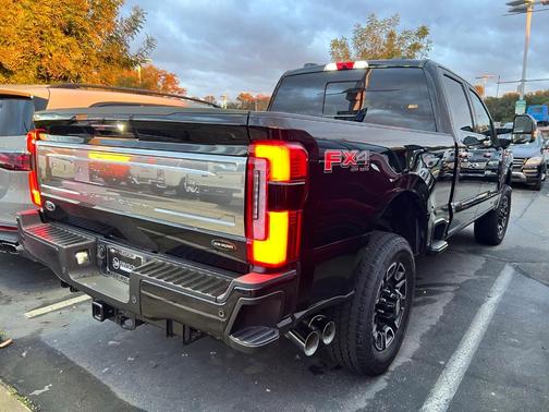 2024 Ford F-350 Platinum
