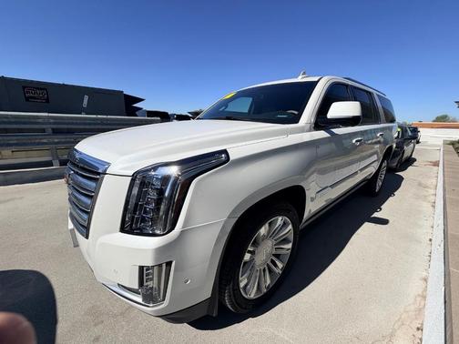 2018 Cadillac Escalade ESV Platinum